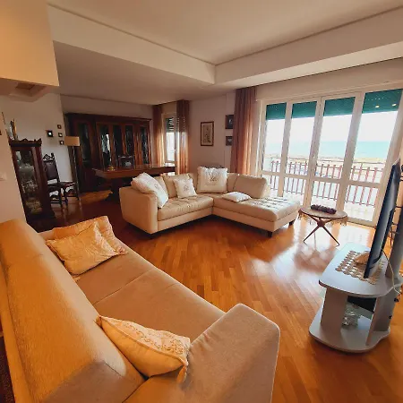Un Letto Sul Mare * מרסאלה