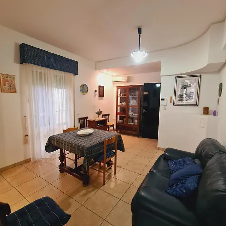 Un Letto Sul Mare Apartment *